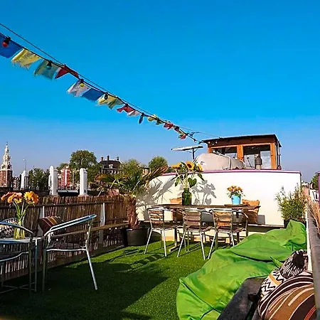 Flow Botel Amsterdam
